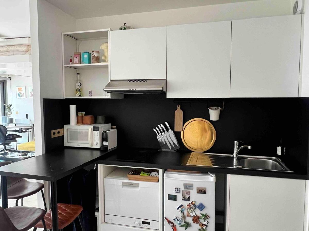 Cozy Well Located Apartment *